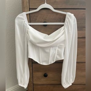Small white crop top with long sleeves